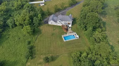 8 Cara Ct, Goshen, NY 10924