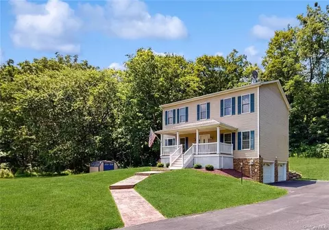 81 Hulsetown Rd, Chester, NY 10918