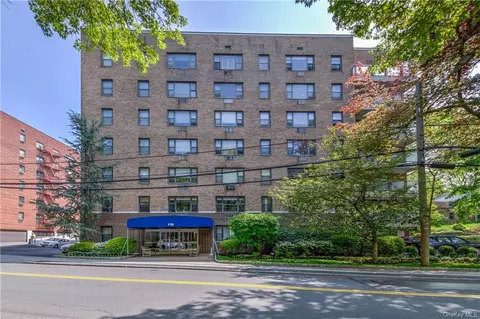 119 E Hartsdale Ave #2A, Greenburgh, NY 10530