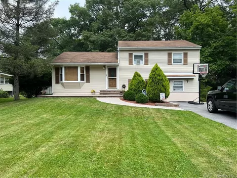 536 Center St, Newburgh, NY 12550
