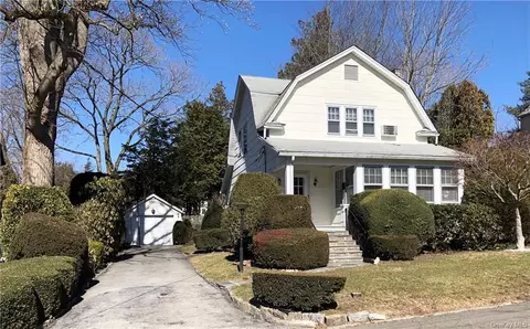 75 Brown Rd, Scarsdale, NY 10583