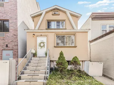 726 Saint Lawrence Ave, Bronx, NY 10473