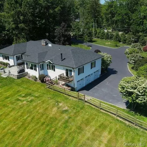 40 Guinea Rd, Southeast, NY 10509