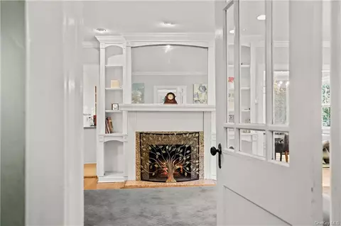 44 Maple Ave, Pelham, NY 10803