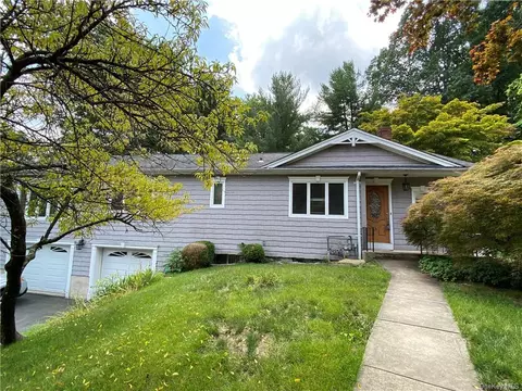 75 Margaret Keahon Dr, Orangetown, NY 10965