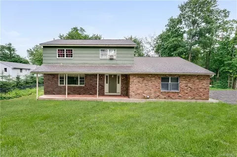 2 Spencer Ave, Newburgh, NY 12550