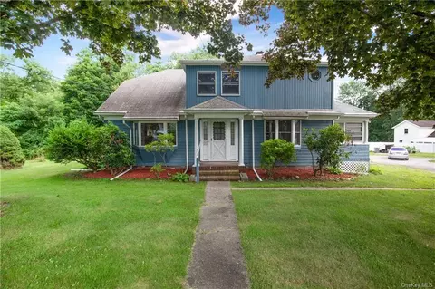 214 Tonetta Lake Rd, Southeast, NY 10509