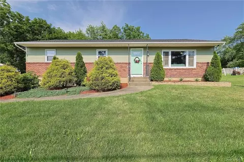 222 Meadow Hill Rd, Newburgh, NY 12550