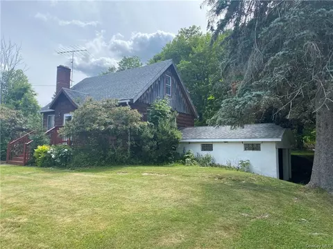 168 Rock Ridge Ave, Thompson, NY 12701