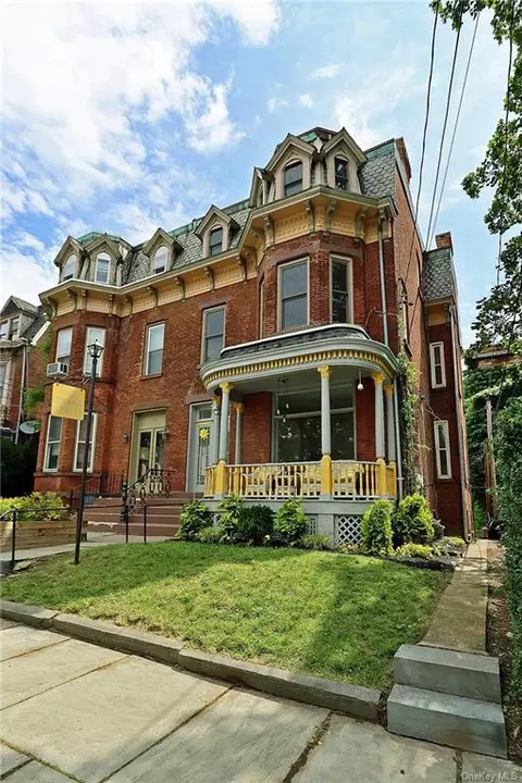 152 Grand St, Newburgh, NY 12550