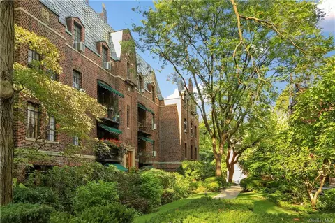 20 N Broadway #I-141, White Plains, NY 10601