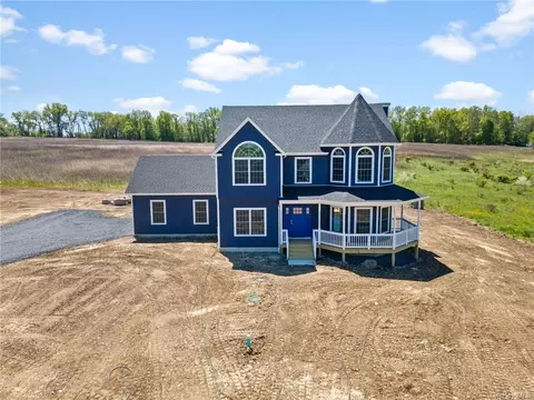 81 Malloy Rd, Shawangunk, NY 12589