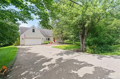 231 Bushville Rd, Greenville, NY 12771