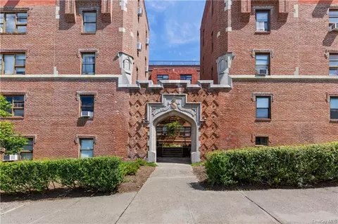 37 Summit Ave #1B, Rye, NY 10573