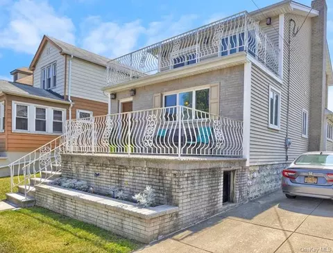 1735 Hone Ave, Bronx, NY 10461