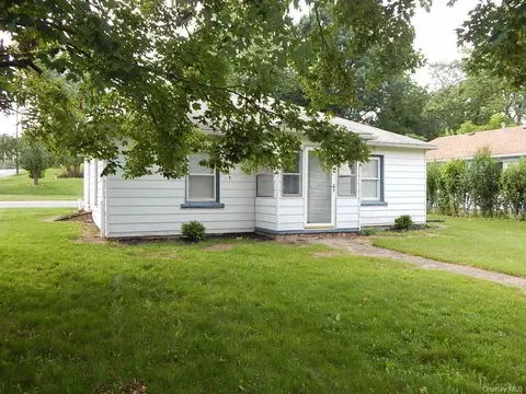 317 Highland Ave Ext, Wallkill, NY 10940 photo 1