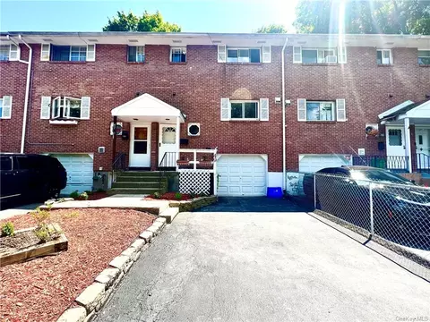 49 Gurnee Ave, Haverstraw, NY 10927