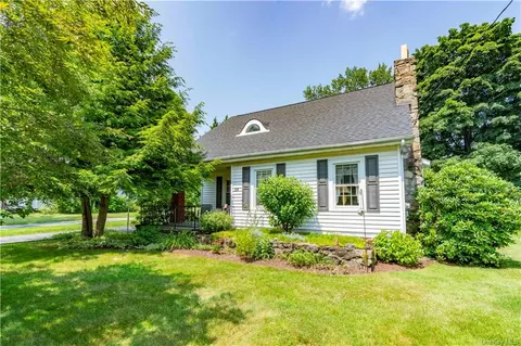 24 Townsend Blvd, Poughkeepsie, NY 12603