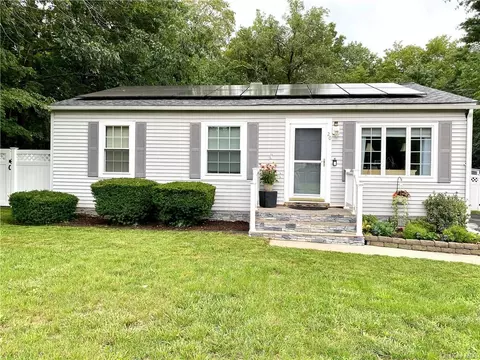20 Wickham Dr, Warwick, NY 10990