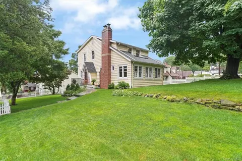 35 Wilson Ave, Mount Pleasant, NY 10595