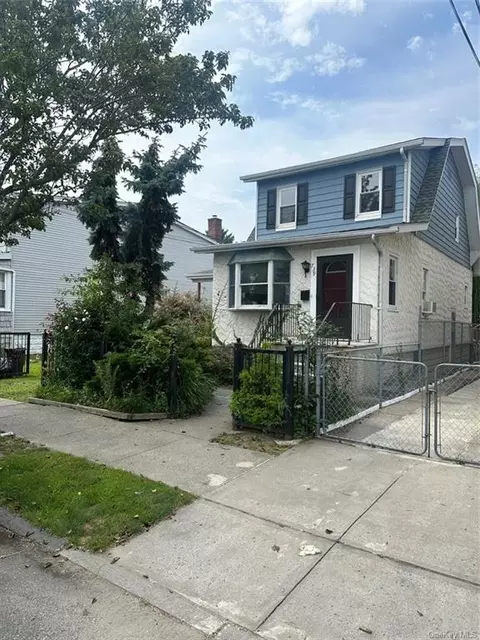 739 Logan Ave, New York, NY 10465