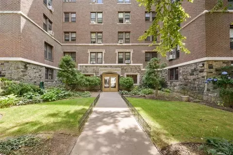 1080 Warburton Ave #2F, Yonkers, NY 10701