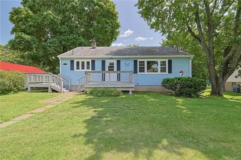223 Garden St, New Windsor, NY 12553