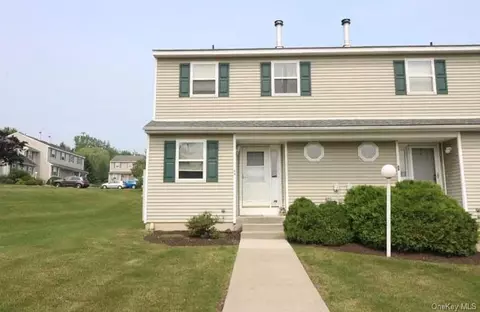 99 Boniface Dr #6A, Crawford, NY 12566
