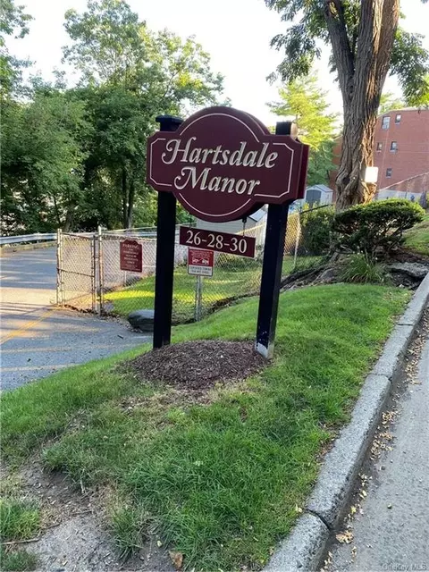 28 Fieldstone Dr #17A, Greenburgh, NY 10530