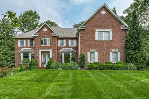 31 Par Rd, Ramapo, NY 10901