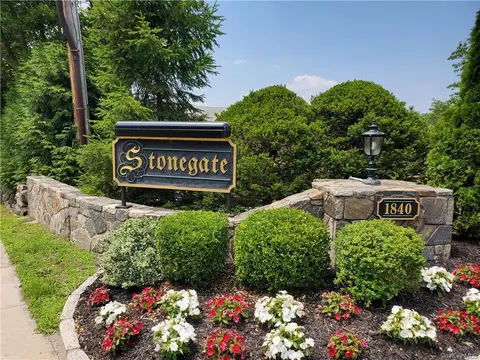 1840 Crompond Rd #7B2, Peekskill, NY 10566