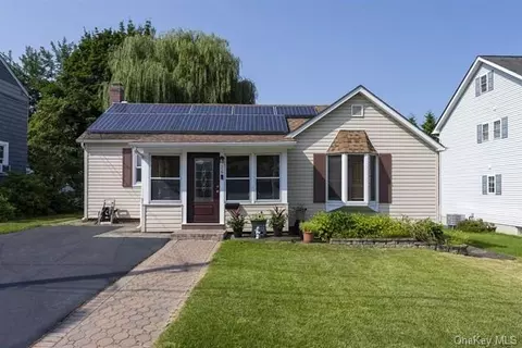 26 Barrett Pl, Beacon, NY 12508