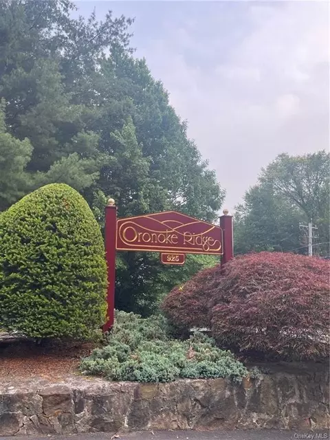 925 Oronoke Rd #24C, Waterbury, CT 06703