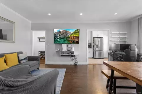 2 Lockwood Ave #2A, Bronxville, NY 10708