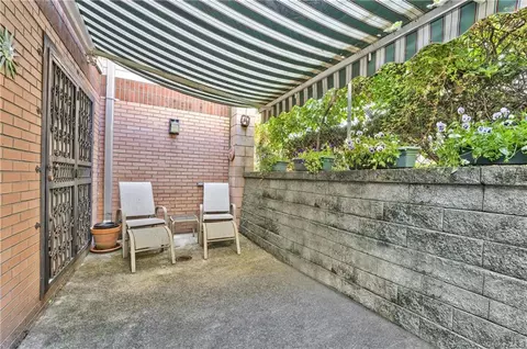 795 St Anns Ave #28A, Bronx, NY 10456