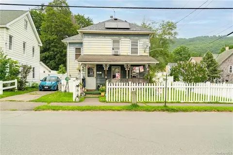 177 W Main St, Port Jervis, NY 12771
