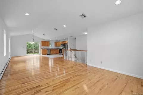 402 Lake Louise Marie Rd, Thompson, NY 12775