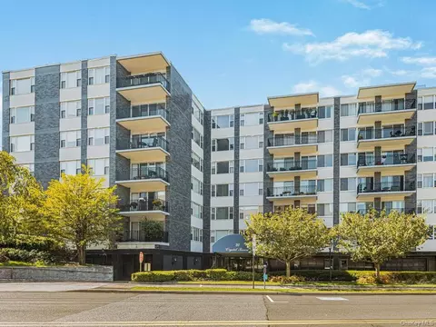 20 Old Mamaroneck Rd #3N, White Plains, NY 10605