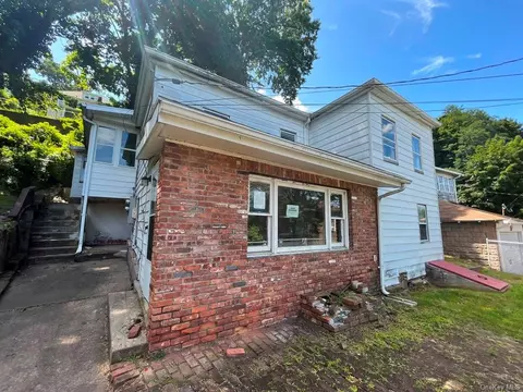 47 Kinney St, Orangetown, NY 10968