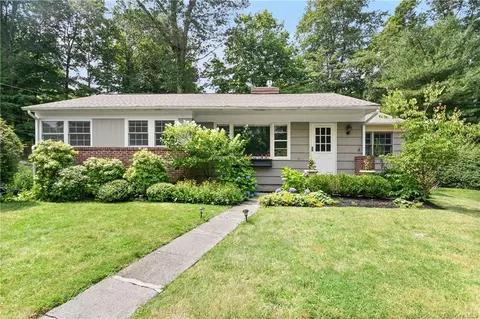 3 Rockwood Pl, North Castle, NY 10504