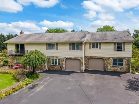 10 Old Mill Rd, Newburgh, NY 12589