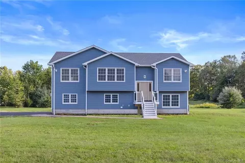 6 Jordyn Ln, Dover, NY 12522