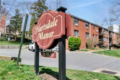 59 Fieldstone Dr #17, Greenburgh, NY 10530