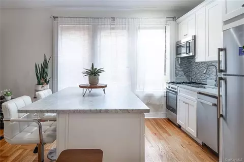 1922 Mcgraw Ave #6E, Bronx, NY 10462