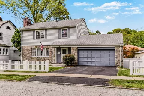 81 Carpenter Ave, Yonkers, NY 10707