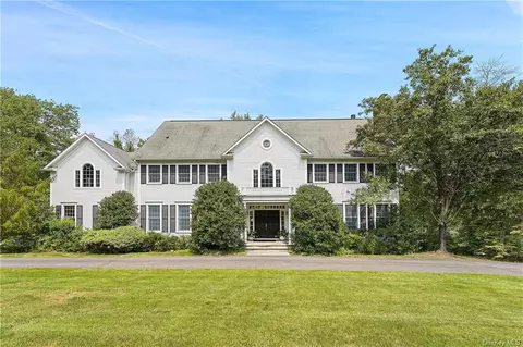 12 Creemer Rd, North Castle, NY 10504