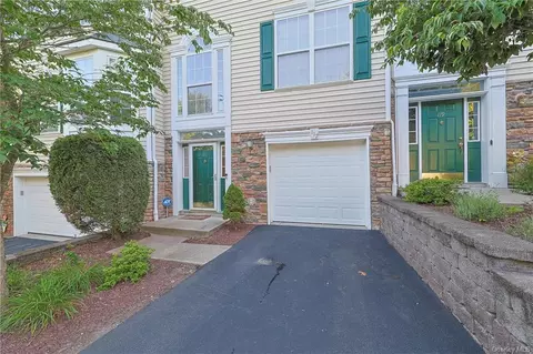 117 Barr Ln, Monroe, NY 10950