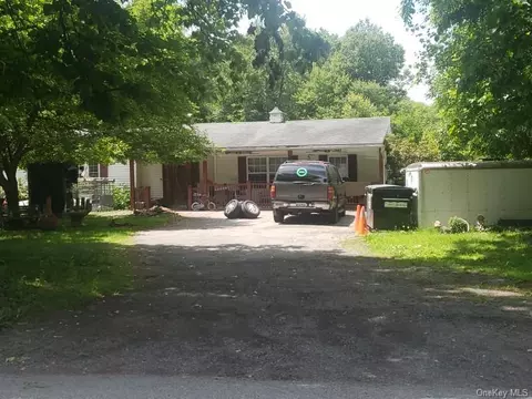 147 Barclay Rd, Clintondale, NY 12515