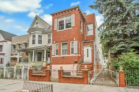 2798 Pond Pl, New York, NY 10458