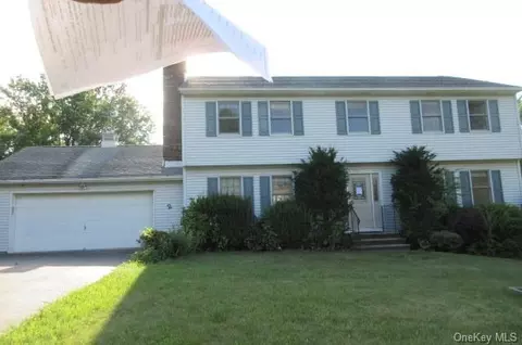 2 Bellvale Blvd, Warwick, NY 10990
